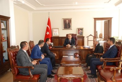 Veterinerler Vali Abdullah Erin İle Bir Araya Geldi