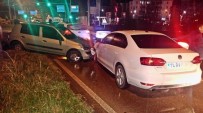 Otomobilin Çarptığı Kadın Taklalar Atarak Sağlık Merkezi Önüne Düştü