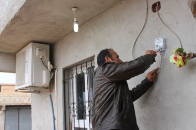 Yol Kesme Eylemi Yapılan Mahallede 200 Aboneden 60'I Kaçak Elektrik Kullanıyor