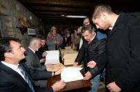 MAHMUT ŞAHIN - 'Bursa'nın Ve Balkanlar'ın Gönül Sultanları' Okuyucuyla Buluştu.