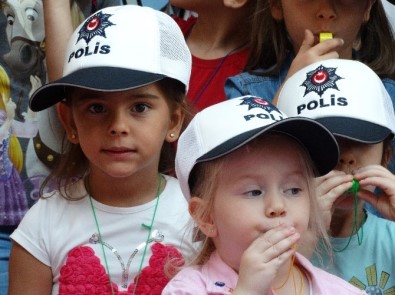 Optimum Çocuk Kulübünden 'Küçük Trafik Polisleri Atölyesi'