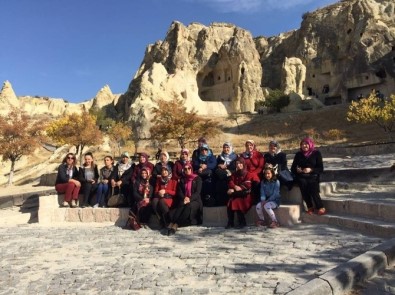 AK Parti Kadın Kolları Göreme Açık Hava Müzesini Gezdi