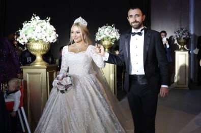 Önal Ailesinden Görkemli Erzurum Düğünü