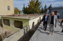 UĞUR POLAT - Yeşilyurt Belediyesi Bu Yıl 53 Metruk Ev Yıkımı Yaptı