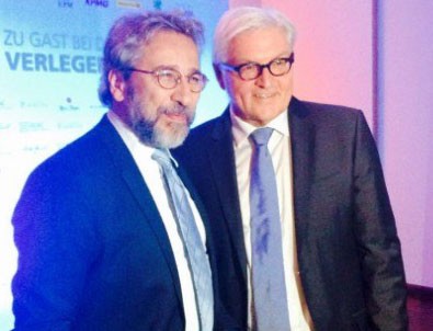 Can Dündar alçaldıkça alçalıyor