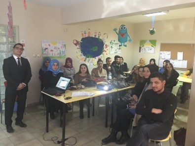 Eğitim Gönüllülerine İŞ-KUR'dan 'İş Arama Becerileri' Semineri
