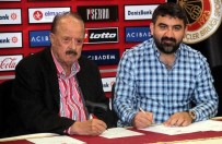 İLHAN CAVCAV - Gençlerbirliği'nde Ümit Özat İmzayı Attı