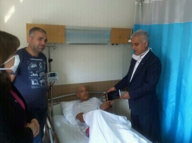 MHP Adana'dan Lösemi Hastalarına 'Moral' Ziyareti