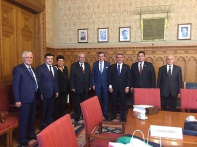 Milletvekilleri  PKK Ve FETÖ'yü Macaristan'da Anlatacak