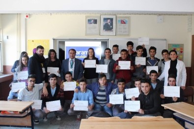 Yozgat Mesleki Ve Teknik Anadolu Lisesi Öğrencilerine 'Paramı Yönetebiliyorum' Eğitimi Verildi