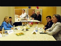 Clinton'a oynayan Türk siyasetçiler kaybetti