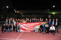 MEHMET ALI ÇALKAYA - Tenisçilerden Tıp Öğrencilerine 40 Bin TL