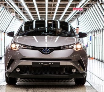 Türkiye'nin İlk Hibrit Otomobili Toyota C-HR Seri Üretimine Başladı