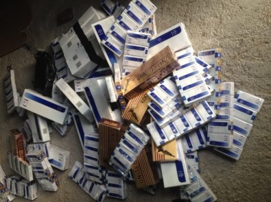 Uşak'ta Kaçak Sigara Ele Geçirildi