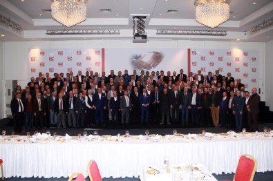 ATO Başkan Adayı Osman Gökçek Meclis Üyeleriyle Yemekte Bir Araya Geldi