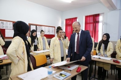 Başkan Altunay'dan Okul Ziyaretleri