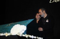 SERMİYAN MİDYAT - Erdal Tosun İçin Tiyatroya Adım Attığı BKM'de Tören