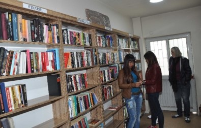 Manavgat'ta Dünya Dilleri Kütüphanesi Açıldı
