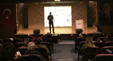 Veliler 'Çocuğum Ve Teknoloji Seminerleri' İle Bilinçleniyor