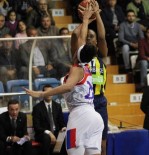 BIRSEL VARDARLı - Fenerbahçe, Ligdeki İlk Mağlubiyetini Yaşadı