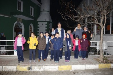 Hisarcık Atatürk İlkokulu İzcileri Kandil Programında