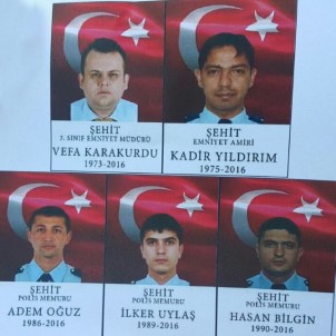 Şehitleri İçin İstanbul Emniyet Müdürlüğünde Tören Düzenlendi