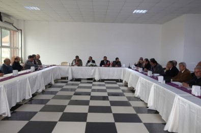 Burhaniye'de Genişletilmiş Güvenlik Toplantısı Yapıldı