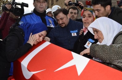 Dışişleri Bakanı Çavuşoğlu Açıklaması 'Hainlere Kucak Açanları İfşa Edeceğiz'