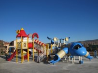 FATİH ÇALIŞKAN - Esire Termal Turizm Merkezi'ne Çocuk Oyun Gurubu Ve Fitnes Alanı
