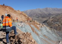 Siirt'teki maden ocağında son işçinin cenazesine ulaşıldı