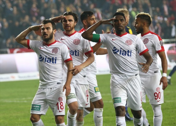 Yekta mesaj yolladı