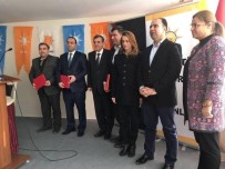 ZEYNEP KARAHAN USLU - Ak Parti Harran İlçe Teşkilatına Ödül