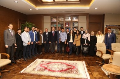 Altepe Kent Konseyi Gençlik Meclisi'ni Ağırladı