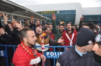 FLORYA - Aslan'a Coşkulu Karşılama