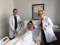 OMURİLİK - Omurgası Kırıldı, Tedaviyle Harekete Başladı