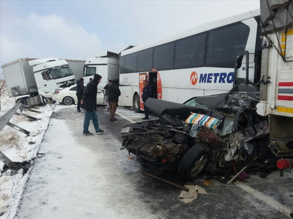 Aksaray'da zincirleme kaza