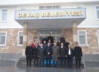 Başkan Yılmaz Gevaş'ta