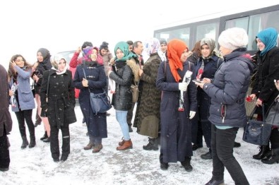 Bozok Üniversitesi Öğrencileri Polislere Çorba İkramında Bulundu