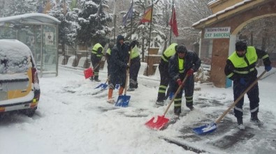 Kahramanmaraş Büyükşehir Belediyesi'nin Kar Nöbeti