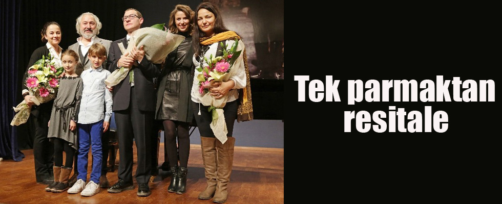 Tek parmaktan resitale