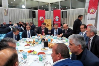 Başkan Tutal'dan Kaymakam Özyiğit'e Vefa Yemeği