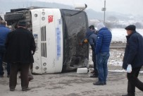 İZZET BAYSAL DEVLET HASTANESI - Bolu'da Trafik Kazası Açıklaması 1 Yaralı