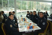 SAFFET ACAR - Başkan Acar Emniyet Mensuplarına Moral Yemeği Verdi