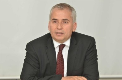 Başkan Zolan İhracı İstenen CHP'li Meclis Üyesine Sahip Çıktı