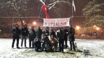 VATANA İHANET - Kar Yağışına Rağmen Nöbeti Sürdürdüler