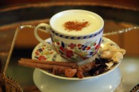 SULTAN CAMİİ - Soğuk Havalar Salep Satışını Artırdı