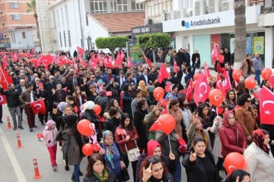 İskenderun'da Teröre Lanet, Şehitlere Saygı Yürüyüşü