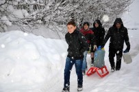 BEDRETTIN SAYıLGAN - Muş'ta Köylüler Su Sıkıntılarını Kar Eriterek Gideriyor