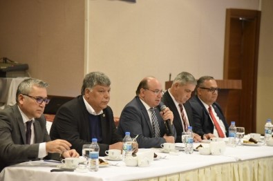 Vali Çiçek, Dalaman'da Ekonomi Toplantısına Katıldı