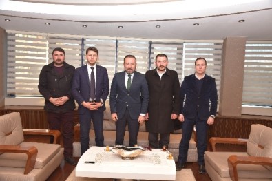 Başkan Doğan, Ülkü Ocakları'nı Makamında Ağırladı